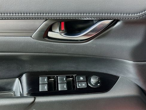 Used 2025 MAZDA CX-5 AWD 2.5 S w/ Preferred Package image 15