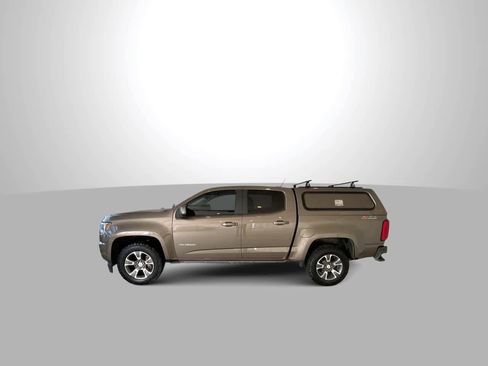 Used 2016 Chevrolet Colorado Z71 AWD/4WD image 5