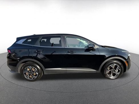 Used 2025 Kia Sportage LX FWD image 16