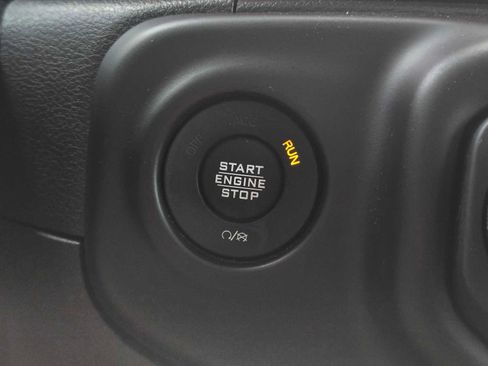Used 2020 Jeep Wrangler Unlimited Rubicon AWD/4WD image 38