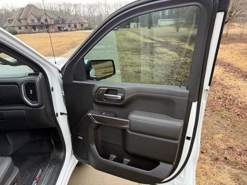 Used 2022 Chevrolet Silverado 1500 LTZ w/ LTZ Premium Texas Edition image 32