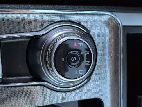 Used 2022 Ford Edge SEL w/ Convenience Package image 24