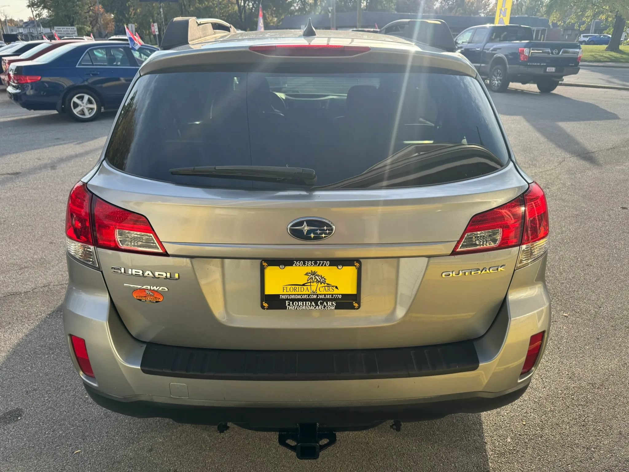Used 2011 Subaru Outback 2.5i Limited AWD/4WD image 6