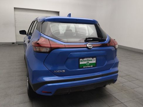 Used 2021 Nissan Kicks S FWD image 6