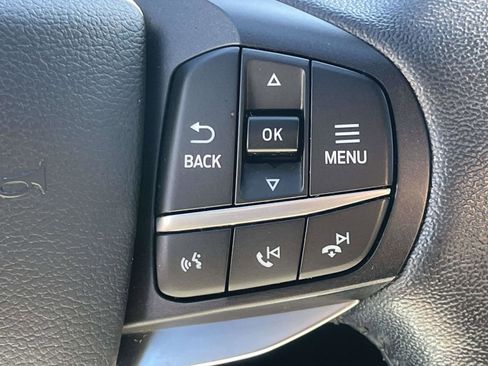 Used 2020 Ford Explorer Limited image 9