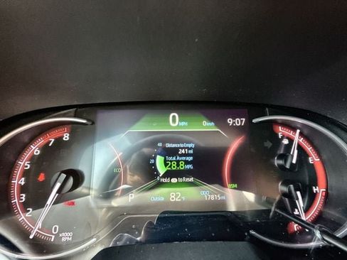 Used 2024 Toyota RAV4 XLE AWD/4WD image 15