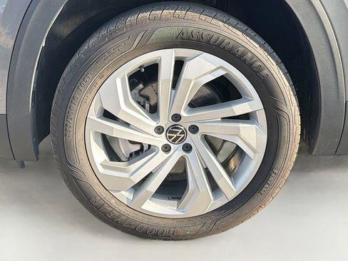 Used 2022 Volkswagen Atlas SEL AWD/4WD image 43