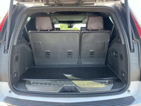 Used 2021 Cadillac Escalade Sport Platinum w/ Heavy-Duty Trailer Package AWD/4WD image 11