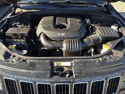 Used 2015 Jeep Grand Cherokee Limited w/ Trailer Tow Group IV image 19