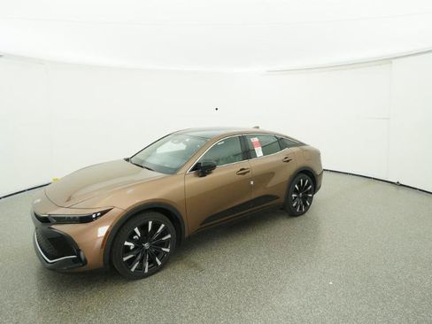 New 2026 Toyota Crown Platinum image 45