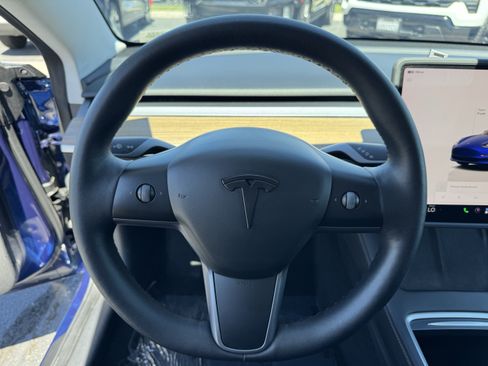 Used 2023 Tesla Model 3 Long Range AWD/4WD image 18