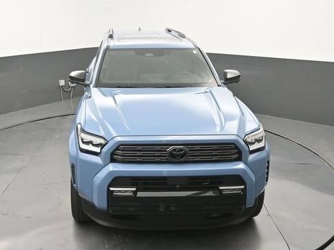 Used 2025 Toyota 4Runner Platinum AWD/4WD image 29