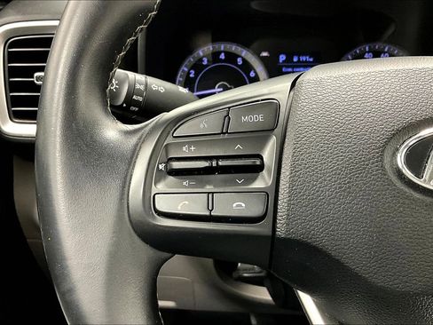 Used 2022 Hyundai Venue SEL w/ Cargo Package image 23