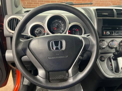 Used 2005 Honda Element LX image 22