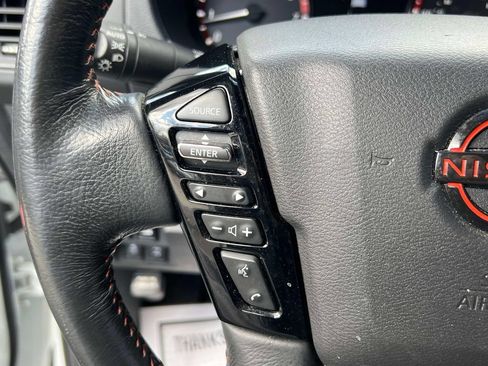Used 2023 Nissan Frontier PRO-4X w/ Technology Package AWD/4WD image 22