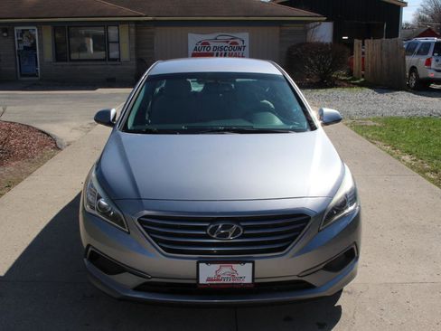 Used 2017 Hyundai Sonata SE image 4