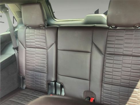 Used 2021 Cadillac Escalade Premium Luxury Platinum AWD/4WD image 24