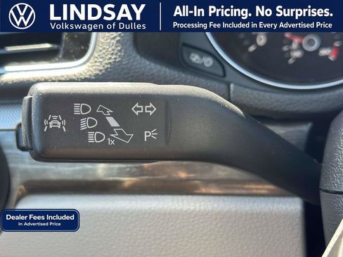 Used 2017 Volkswagen Passat 1.8T SEL Premium FWD image 22