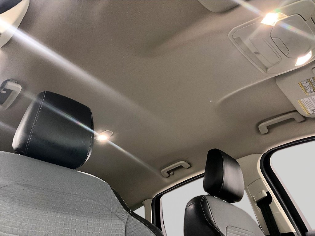 Used 2018 Ford Escape SE w/ SE Sport Appearance Package AWD/4WD image 26