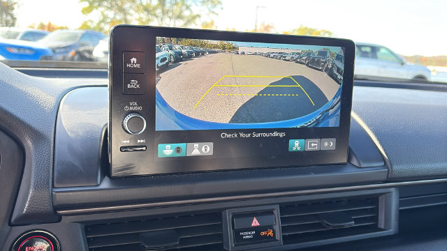 Used 2025 Honda Pilot TrailSport image 19