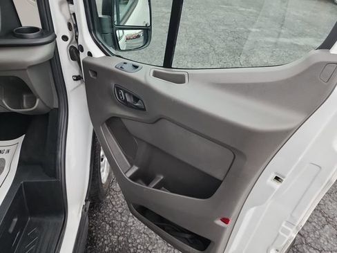 Used 2023 Ford Transit 350 XLT RWD image 13