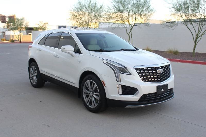 Used 2023 Cadillac XT5 Premium Luxury w/ LPO, Floor Liner Package AWD/4WD image 3