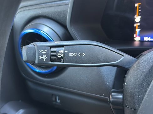 Used 2023 Chevrolet Colorado Trail Boss w/ Advanced Trailering Package image 27