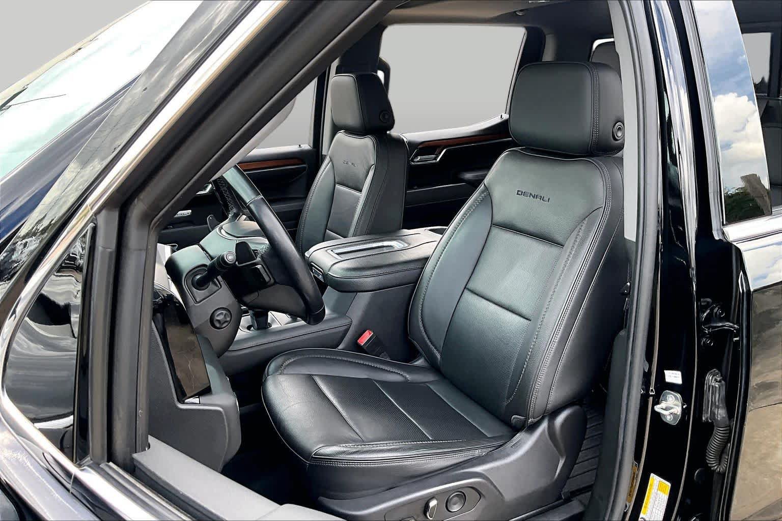 Used 2022 GMC Sierra 1500 Denali AWD/4WD image 8