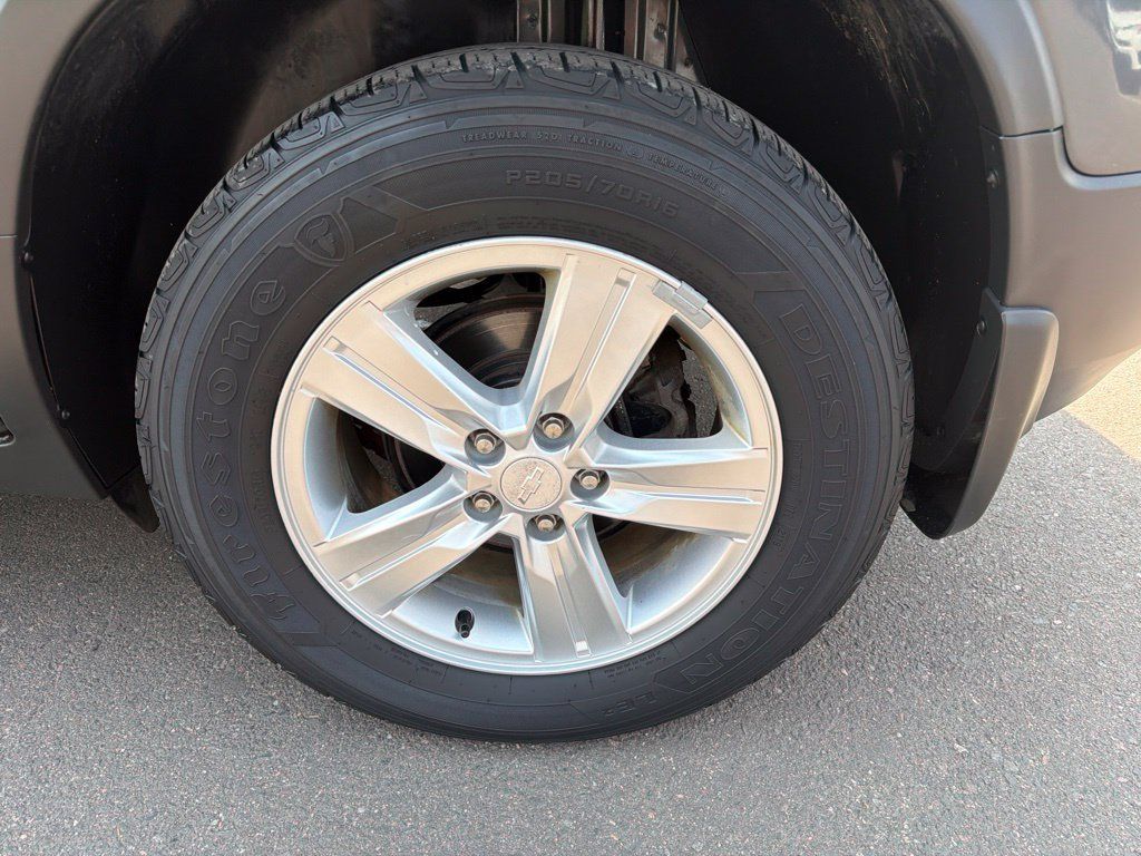 Used 2016 Chevrolet Trax LT w/ LT Sun and Sound Package AWD/4WD image 34