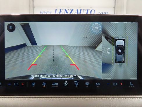 Used 2025 Lincoln Corsair Premiere w/ Jet Appearance Package image 16