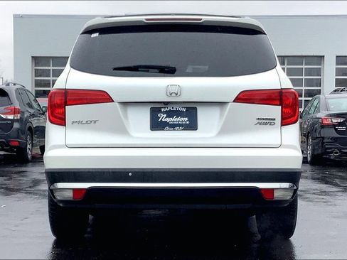 Used 2017 Honda Pilot Touring image 3