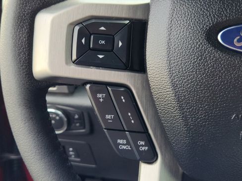 Used 2015 Ford F150 Platinum w/ Equipment Group 701A Luxury image 9