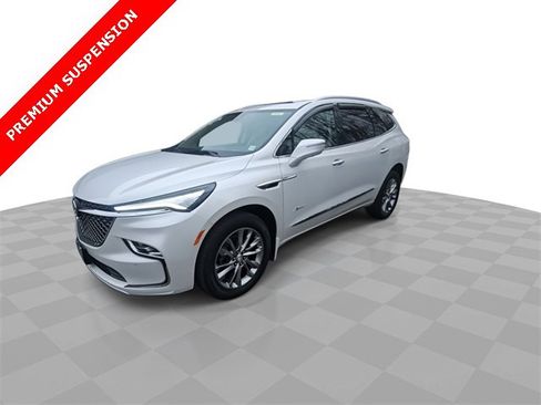 Certified 2023 Buick Enclave Avenir w/ Avenir Technology Package image 4