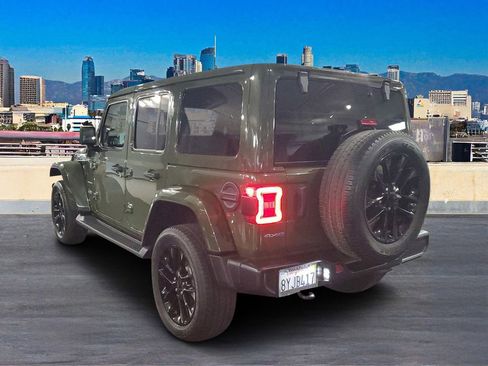 Used 2021 Jeep Wrangler Unlimited Sahara w/ Cold Weather Group image 5