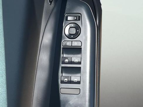 Used 2025 Kia K4 FWD image 14