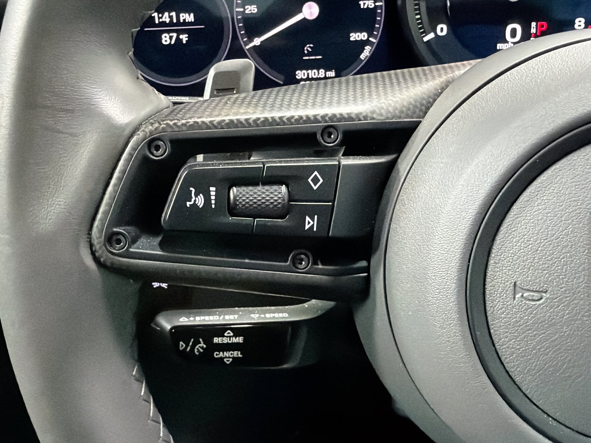 Certified 2024 Porsche 911 Carrera RWD image 34