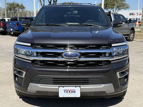 Used 2024 Ford Expedition Limited image 10