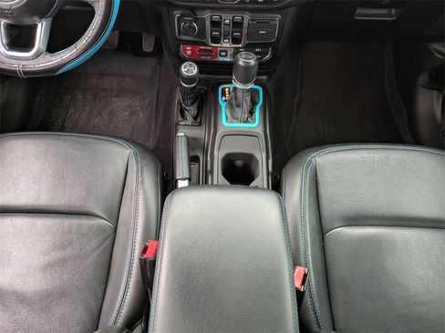 Used 2021 Jeep Wrangler Unlimited Rubicon 4xe w/ Steel Bumper Group image 19