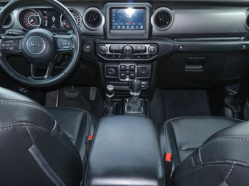 Used 2021 Jeep Gladiator Sport AWD/4WD image 9
