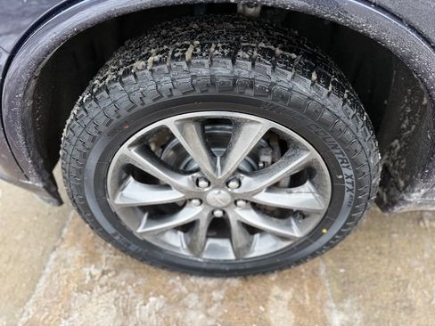 Used 2018 Dodge Durango GT image 17