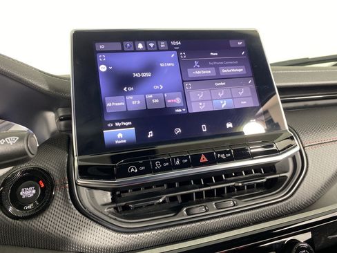 Used 2025 Jeep Compass Trailhawk w/ Sun & Sound Group AWD/4WD image 27