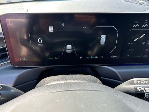 Used 2024 Kia EV9 Land image 33