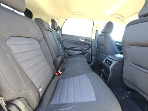 Used 2024 Ford Edge SE AWD/4WD image 13