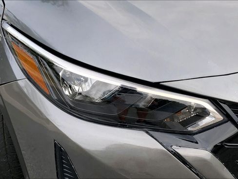 Used 2025 Nissan Sentra SV w/ Trunk Package FWD image 22