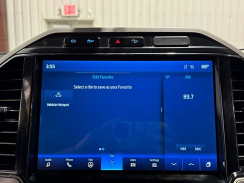 Used 2022 Ford F350 Lariat w/ Black Appearance Package image 43