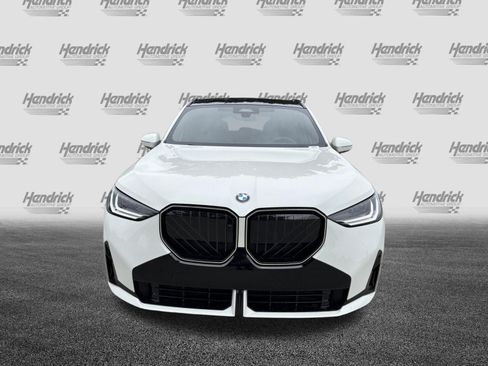 Used 2026 BMW X3 xDrive30i w/ Premium Package AWD/4WD image 3