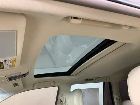 Used 2014 Lexus GX 460 image 16