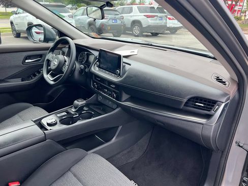 Used 2023 Nissan Rogue SV AWD/4WD image 27