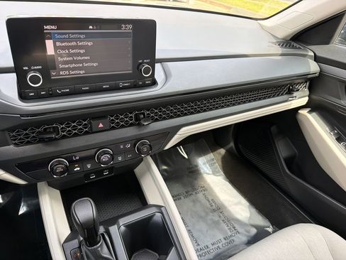 Used 2023 Honda Accord LX image 22