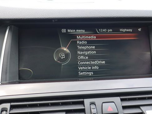 Used 2014 BMW 550i xDrive Sedan AWD/4WD image 25